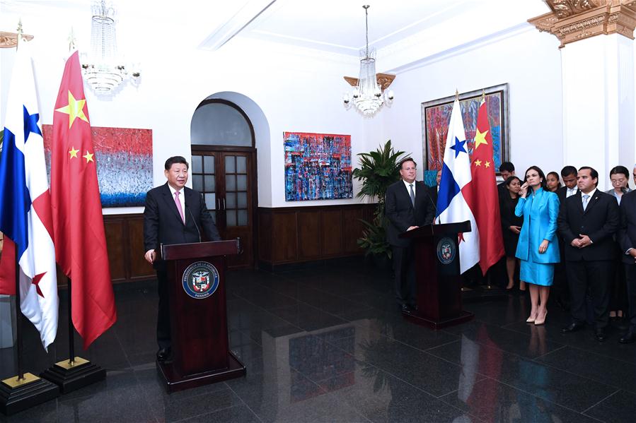 PANAMA-CHINA-PRESIDENTS-ENTREPRENEURS-MEETING