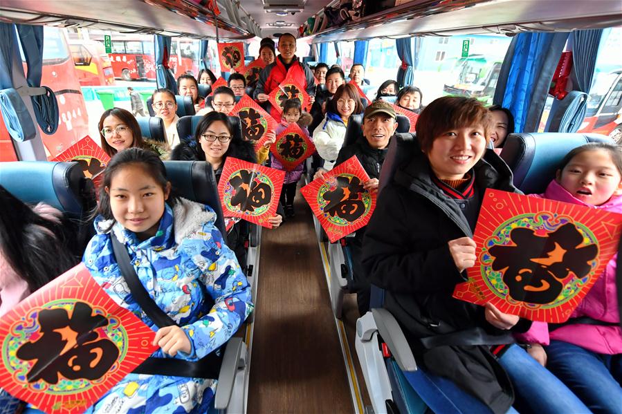 CHINA-TAIYUAN-SPRING FESTIVAL-TRAVEL RUSH--FREE COACH (CN)