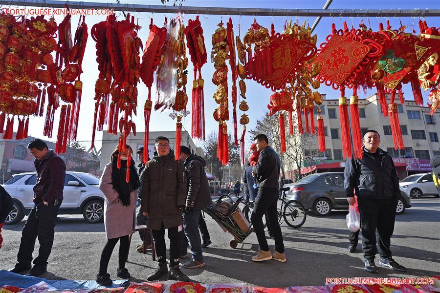 CHINA-YINCHUAN-SPRING FESTIVAL-PREPARATION (CN)