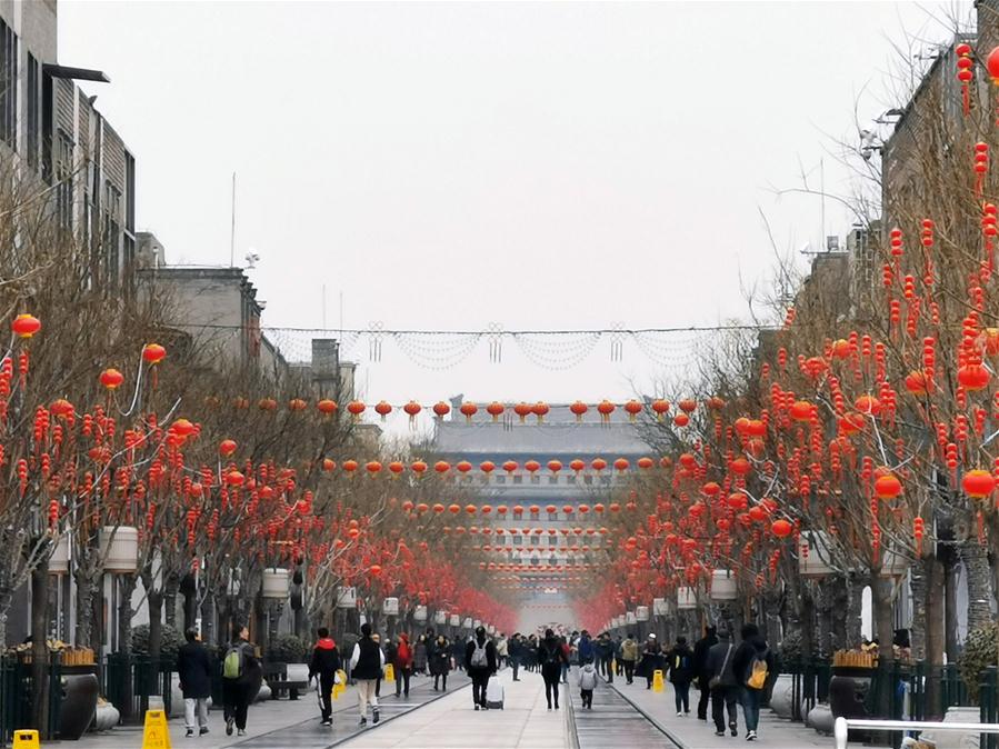 (BeijingCandid) CHINA-BEIJING-QIANMEN STREET (CN)
