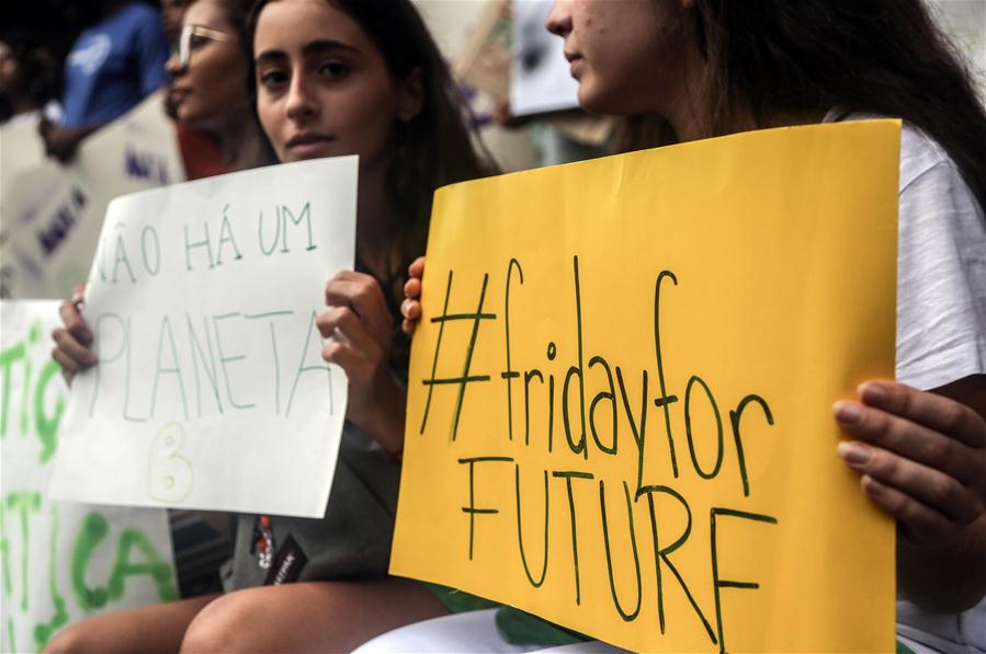 BRASIL-SAO PAULO-LOS VIERNES PARA EL FUTURO