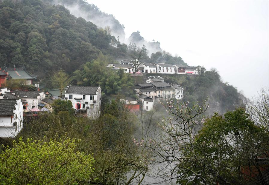 CHINA-ANHUI-HUANGSHAN-SCENERY (CN)