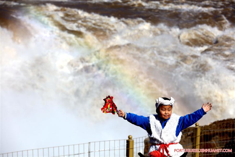 #CHINA-SHANXI-HUKOU WATERFALL(CN)