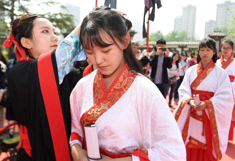 CHINA-XI'AN-COMING-OF-AGE CEREMONY (CN)