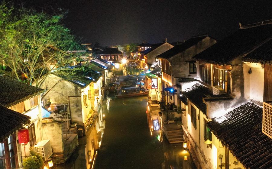 CHINA-KUNSHAN-ZHOUZHUANG ANCIENT TOWN-NIGHT VIEW (CN)