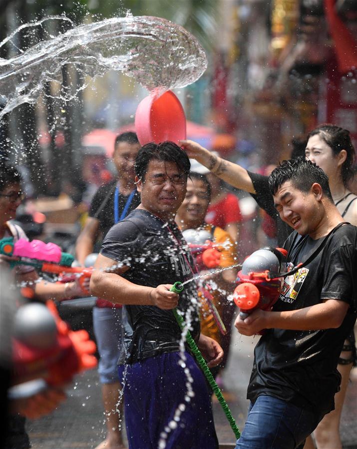 CHINA-YUNNAN-XISHUANGBANNA-WATER SPRINKLING FESTIVAL (CN)
