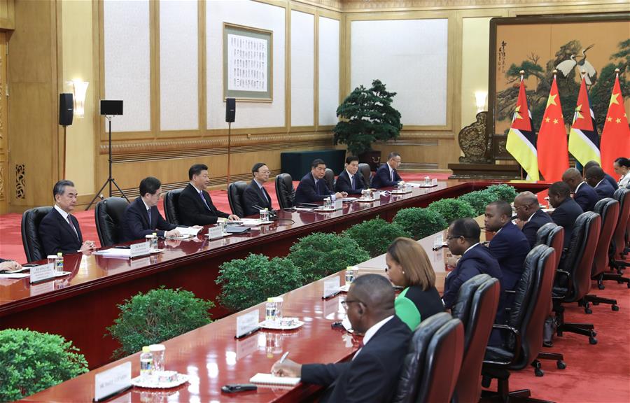 (BRF)CHINA-BEIJING-BELT AND ROAD FORUM-XI JINPING-MOZAMBICAN PRESIDENT-MEETING (CN)