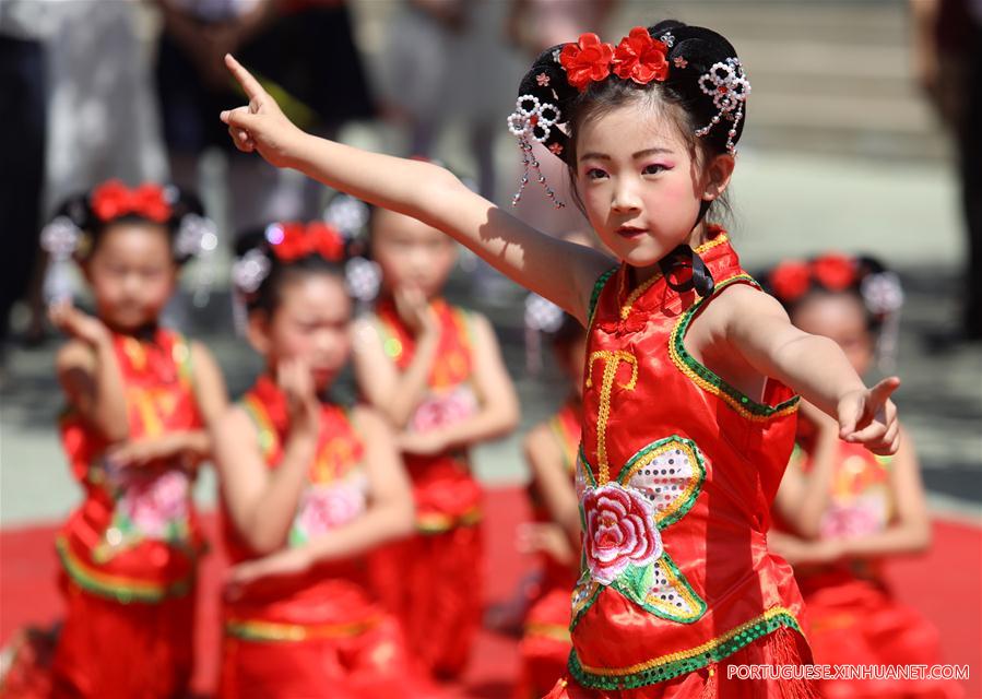 #CHINA-INT'L CHILDREN'S DAY-CELEBRATION (CN)