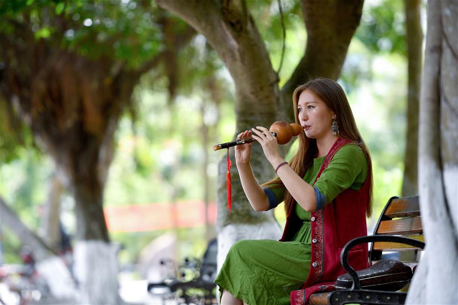 CHINA-HAINAN-HAIKOU-KYRGYZSTAN GIRL (CN)