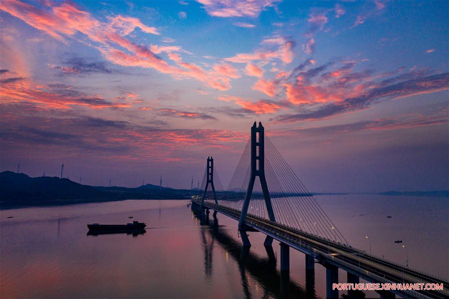 #CHINA-JIANGXI-POYANG LAKE-BRIDGE-OPENING (CN)