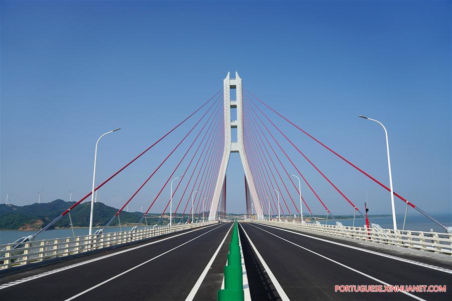 CHINA-JIANGXI-POYANG LAKE-BRIDGE-OPENING (CN)