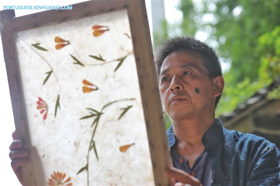 CHINA-GUIZHOU-DANZHAI-TRADITIONAL PAPER MAKING (CN)
