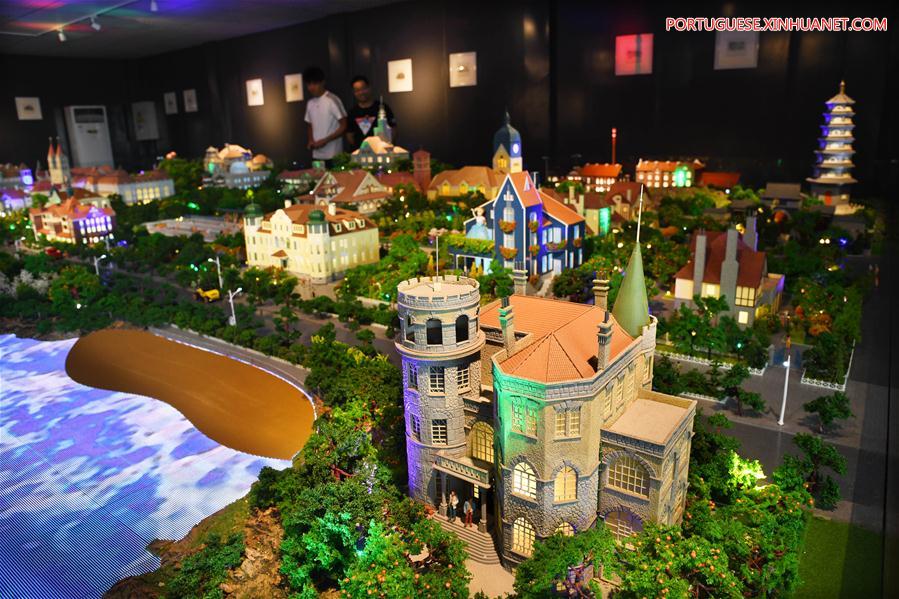 CHINA-SHANDONG-QINGDAO-ANCIENT BUILDINGS-MINI-MODELS-EXHIBITION (CN)