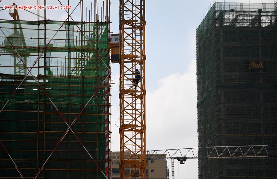 CHINA-GUANGXI-NANNING-TOWER CRANE-OPERATOR (CN)