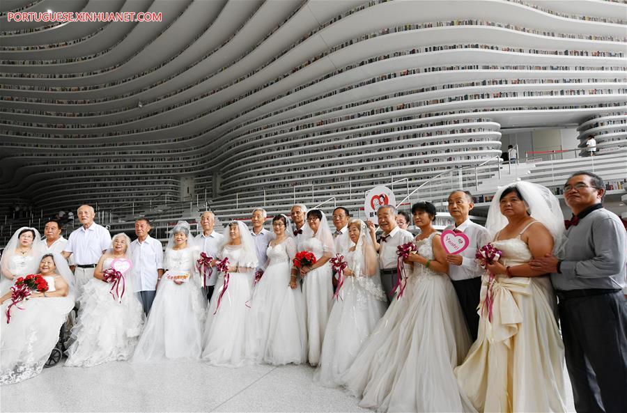 CHINA-TIANJIN-ELDERLY COUPLES-WEDDING PHOTOS (CN)