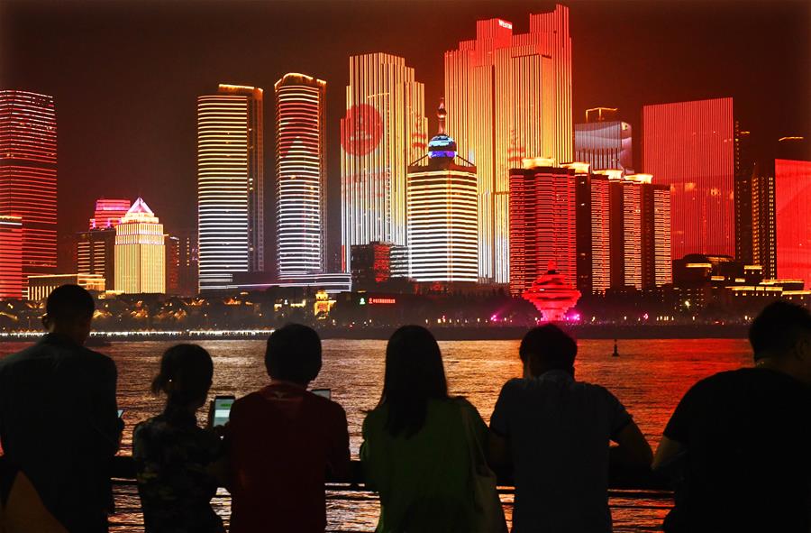 CHINA-QINGDAO-NATIONAL DAY-LIGHT SHOW (CN)