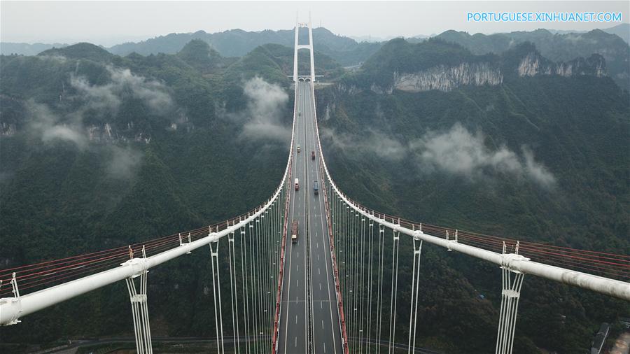 CHINA-CHANGSHA-AIZHAI-SUSPENSION BRIDGE (CN)
