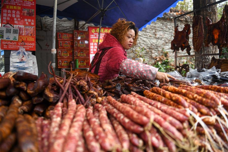 CHINA-SICHUAN-CHENGDU-DAILY LIFE-SAUSAGE (CN)