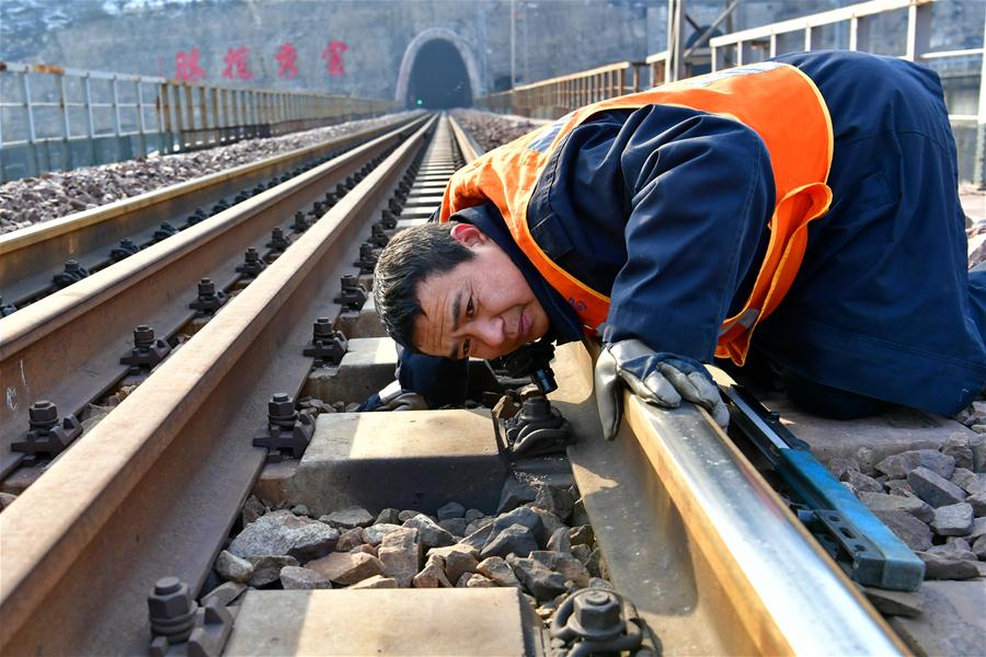CHINA-SHANXI-TAIYUAN-RAILWAY WORKER (CN)