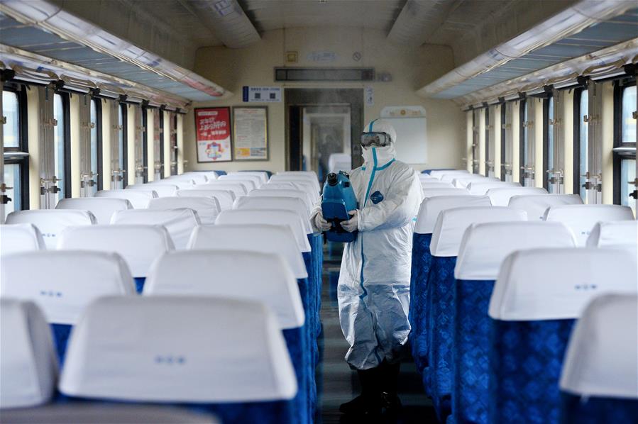 CHINA-SHAANXI-CORONAVIRUS-PREVENTION AND CONTROL-TRAINS-DISINFECTION (CN)