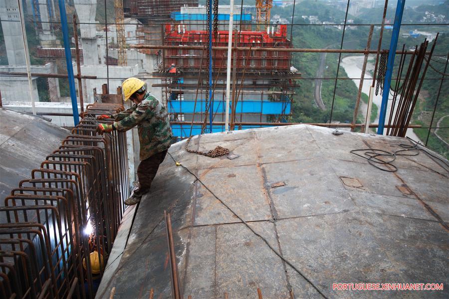 CHINA-NATIONAL DAY HOLIDAY-WORKERS (CN)