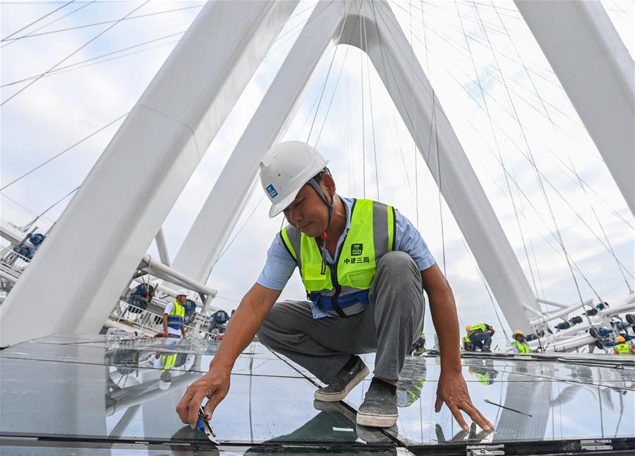 CHINA-GUANGDONG-PARK-FERRIS WHEEL-CONSTRUCTION(CN)