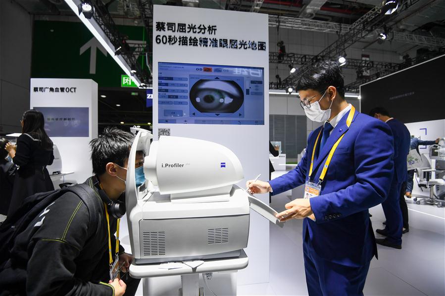 CHINA-SHANGHAI-CIIE-MEDICAL EQUIPMENT AND HEALTHCARE PRODUCTS EXHIBITION AREA (CN)