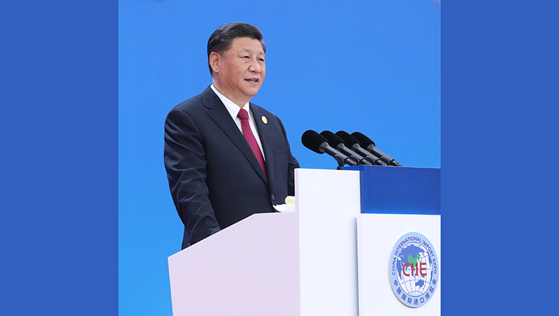 Xi profere discurso na cerimônia de abertura da 2ª exposição internacional de importação