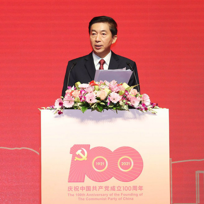 Diretor do Gabinete de Ligação do Governo Popular Central em Hong Kong enfatiza liderança do PCC no avanço de "um país, dois sistemas"