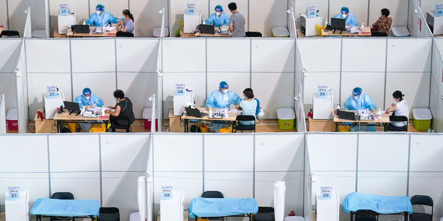 Testes cl&iacute;nicos mostram que dose de refor&ccedil;o contra COVID-19 induz forte imunidade