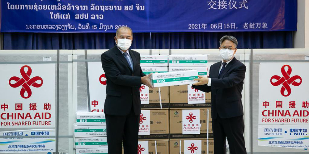 Vacinas chinesas provam segurança e eficácia, diz vice-primeiro-ministro do Laos