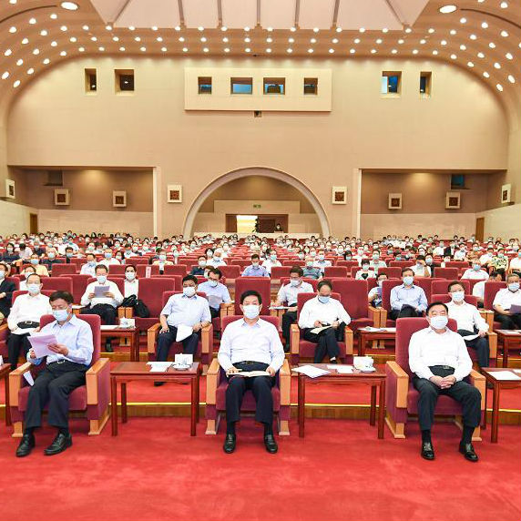 Legisladores chineses escutam relatório sobre história do PCC em sessão de estudo