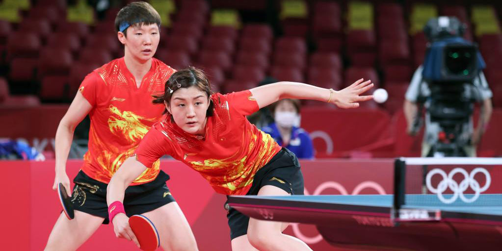 Equipe feminina da China conquista o quarto ouro olímpico consecutivo no tênis de mesa