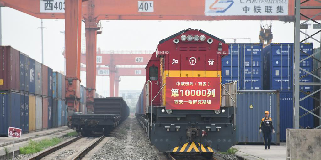 10.000º trem de carga China-Europa parte da província de Shaanxi, noroeste da China