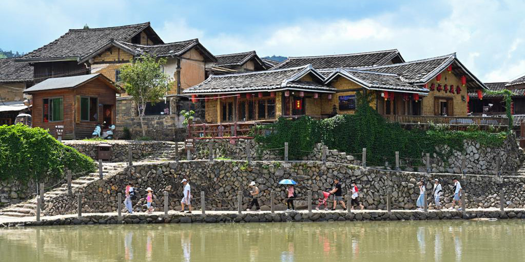 Distrito de Nanjing, em Fujian, desenvolve indústria turística e economia local de maneira sustentável
