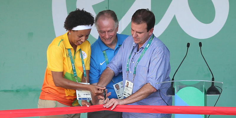 Vila Olímpica oficialmente aberta para a chegada das delegações