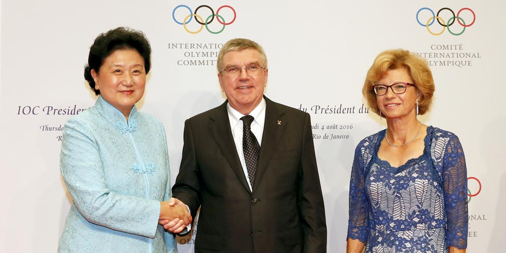 Vice-premiê chinesa encontra presidente do COI durante banquete de boas-vindas no Rio