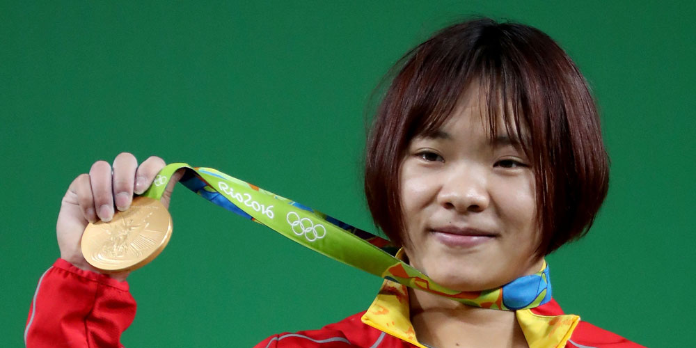 Rio 2016: Atleta chinesa Xiang Yanmei conquista ouro em 69kg do levantamento de peso