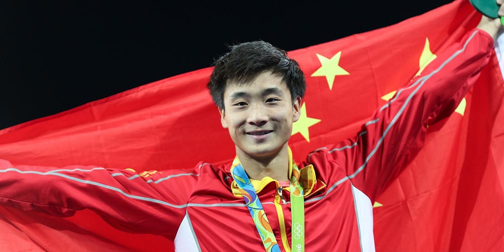 Rio 2016: China conquista ouro no trampolim de 3m masculino