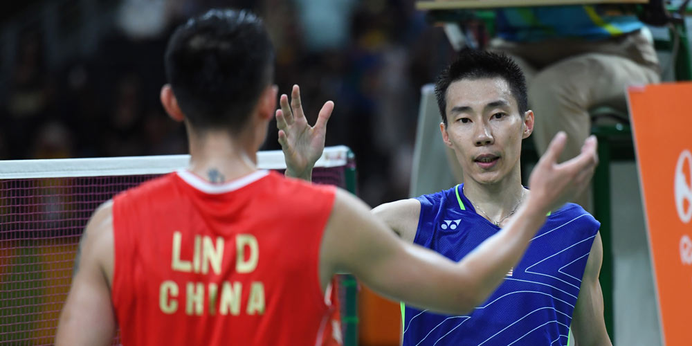 Rio 2016: O atleta da Malásia Lee Chong Wei vence o chinês Lin Dan na semifinal de badminton
