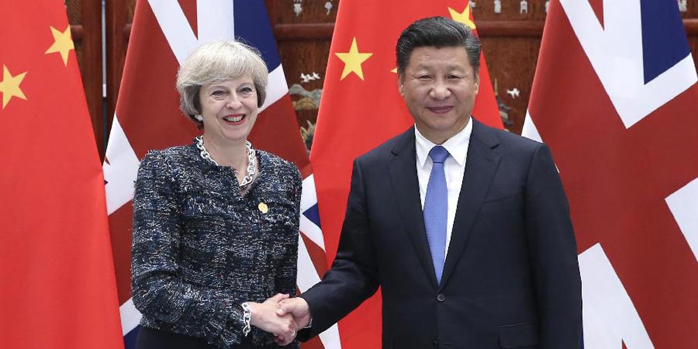 Xi pede que China e Reino Unido aprofundem confiança mútua e cooperação