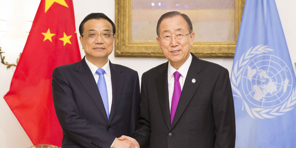 Premiê chinês encontra-se com Ban Ki-moon para assunto de desenvolvimento e mudança 
climática