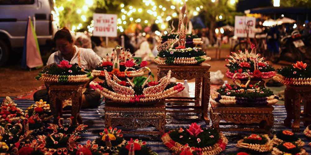 Tailândia celebra grande festa budista das luzes