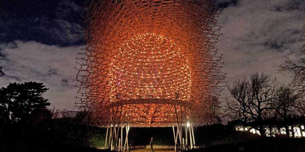 Festival das Luzes de Natal de Kew Gardens é realizado em Londres