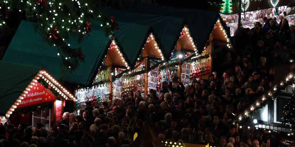 Mercado de Natal dá vida ao inverno na Alemanha
