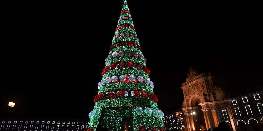 Iluminação de Natal é ligada em Lisboa
