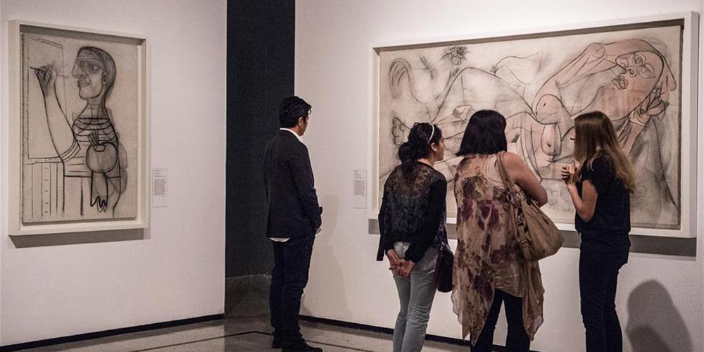 Exposição de "Picasso, Learned Hand, Wild Eye" é realizada em Santiago