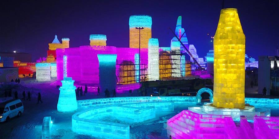 Parque "Mundo de Gelo e Neve" em Harbin será aberto para operação de testes