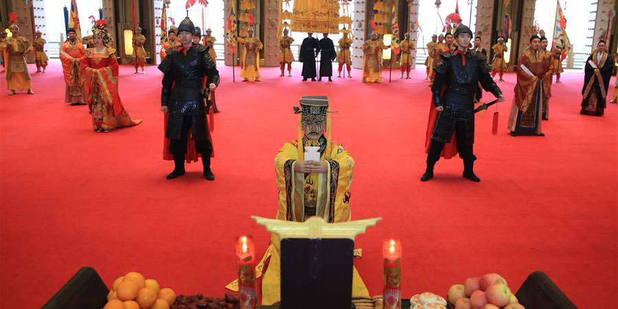 Ritual de oferenda que marca o Solstício de inverno é realizado em Xi'an