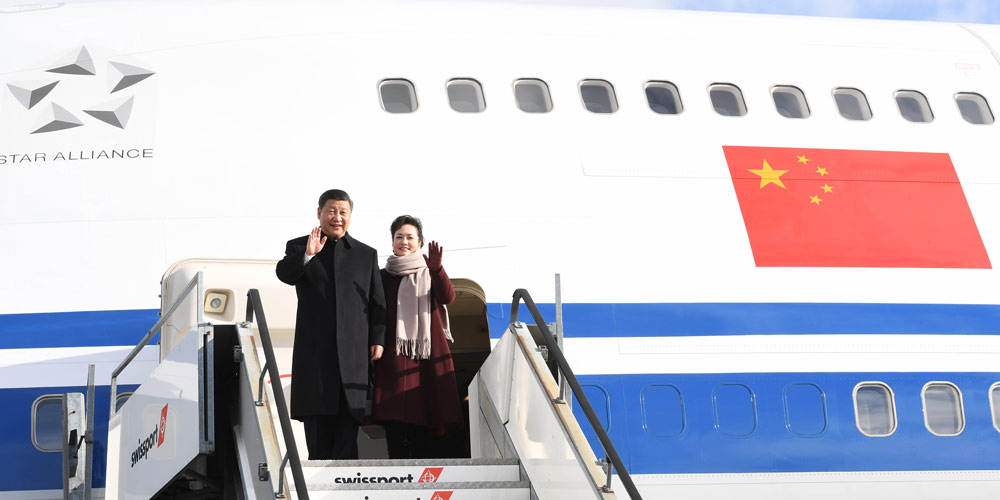 Presidente chinês chega à Suiça para visita de Estado e Fórum de Davos